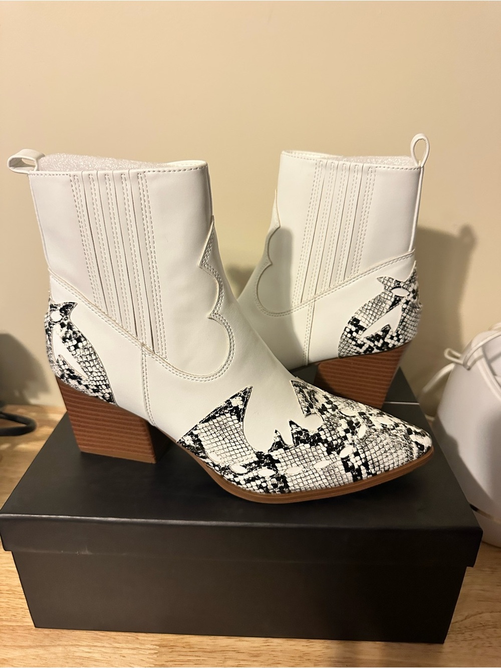 Cape Robbin White Ankle Boots with Black Snakeskin Accent